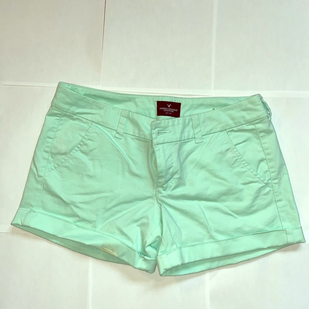American Eagle teal cuff shorts. 6 stretch